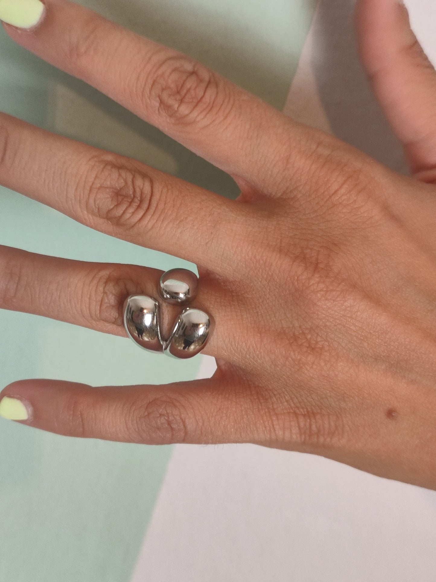 Anello Abbraccio