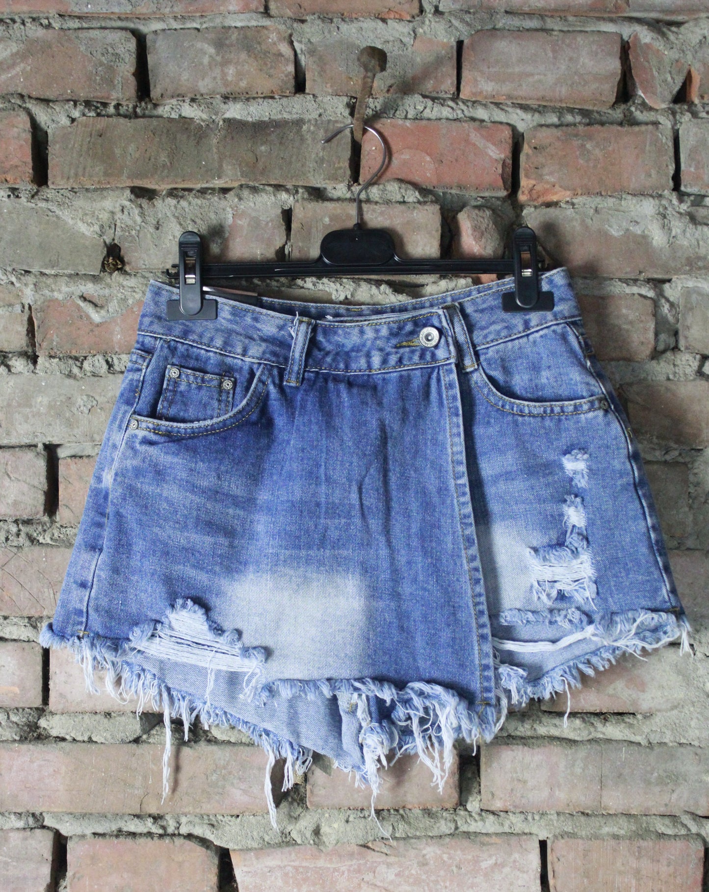 Short Rihanna
