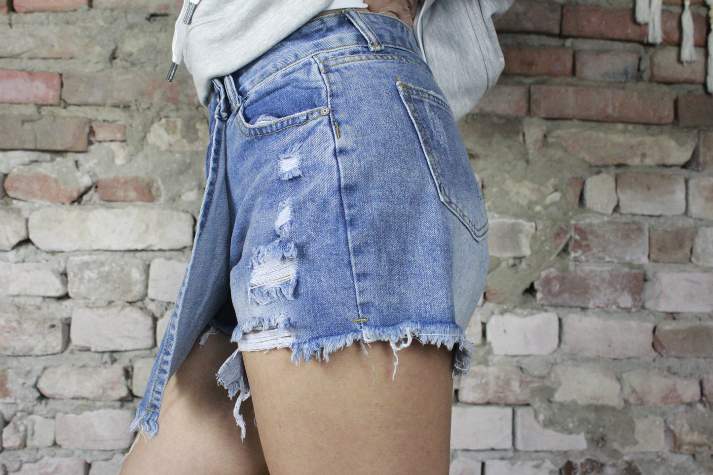 Short Rihanna